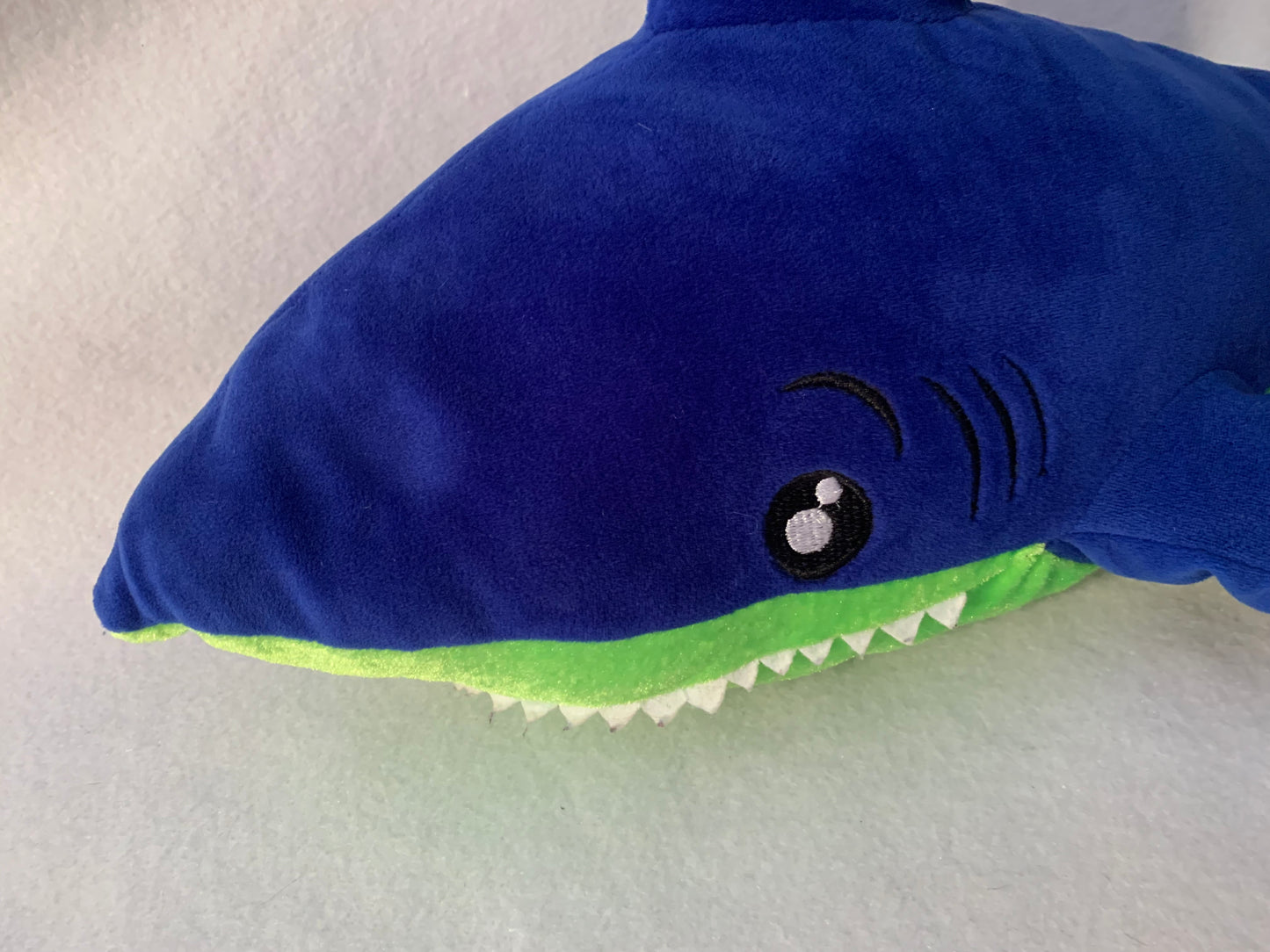 Weighted stuffed animal, plush shark with 3 or 4 lbs, plush washable weighted buddy, sea creature, fish, AUTISM PLUSH FISH