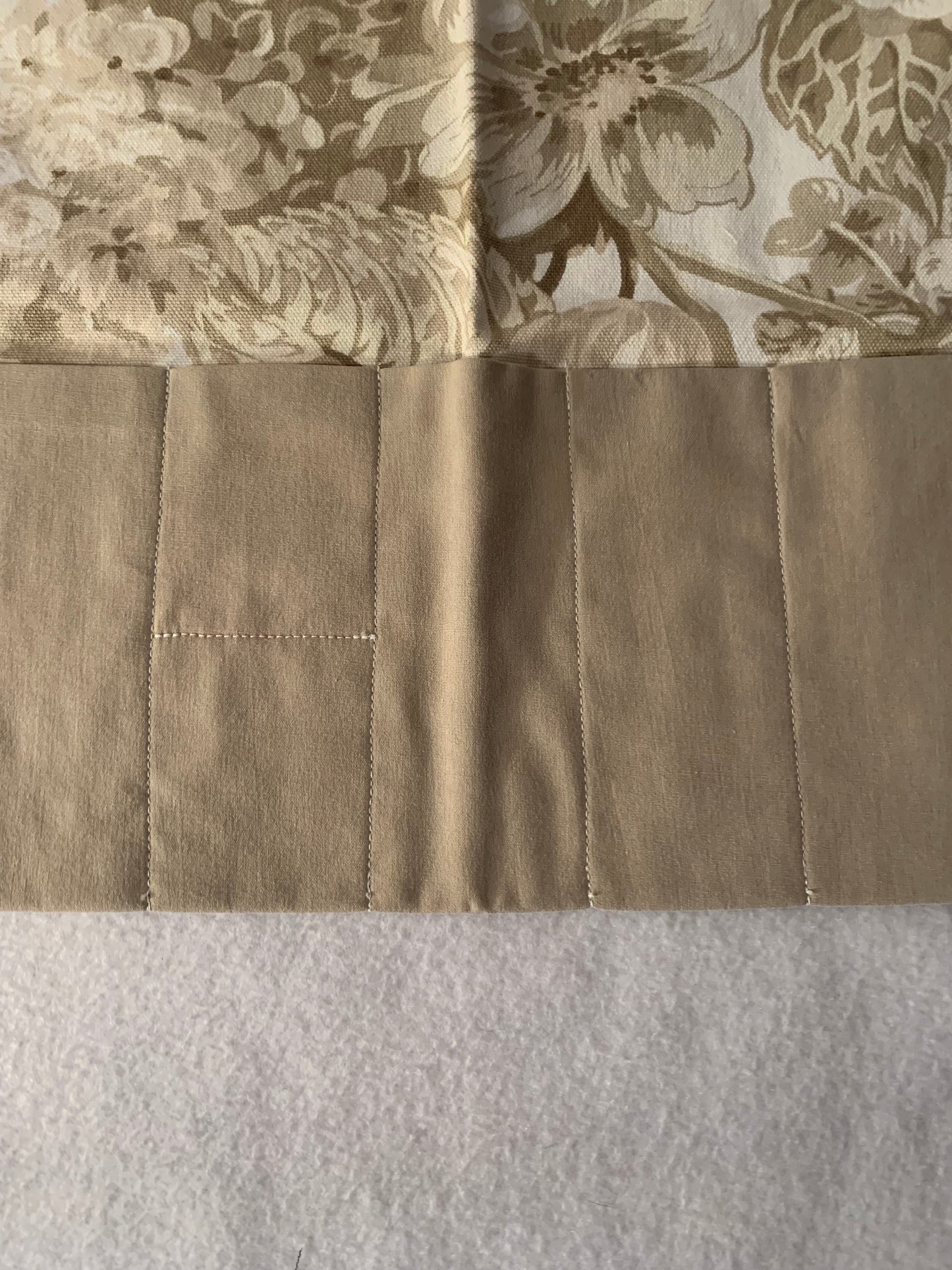 Adult Working Apron with pockets, kitchen apron, adult or large child, washable, craft apron