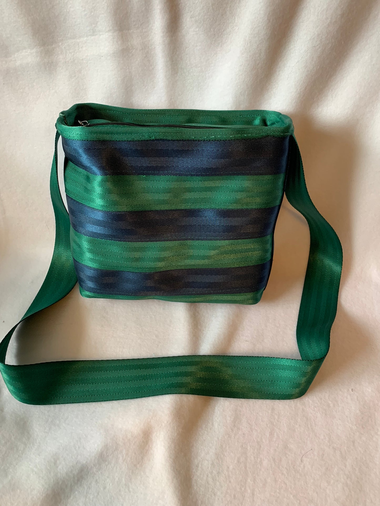 Custom seat belt purse, weave or panel style in various colors, seatbelt handbag, washable
