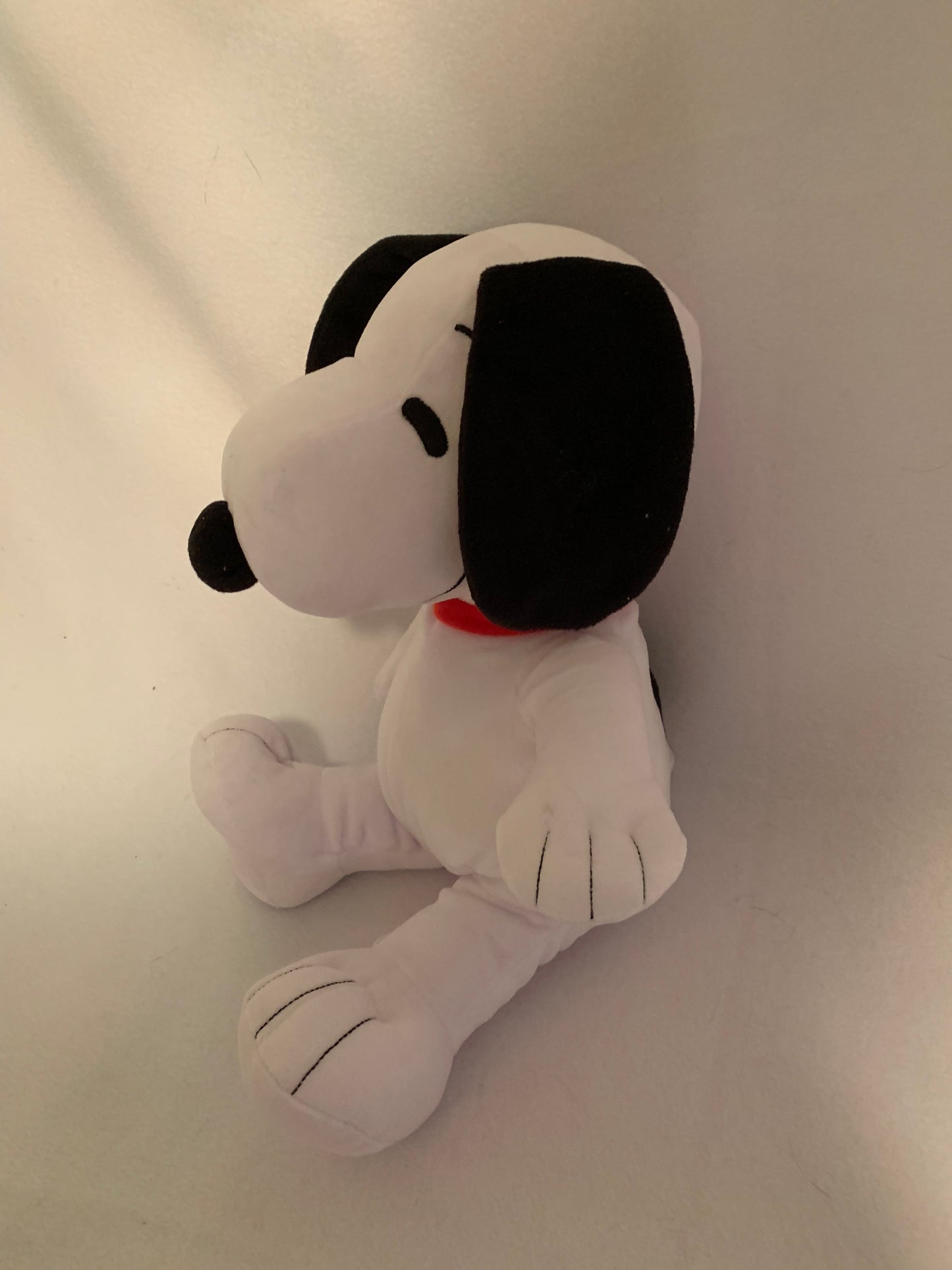 Weighted stuffed animal, Peanut characters, Snoopy, Charlie Brown, Lucy or Woodstock with 2.5-3 lbs, AUTISM SENSORY PLUSH