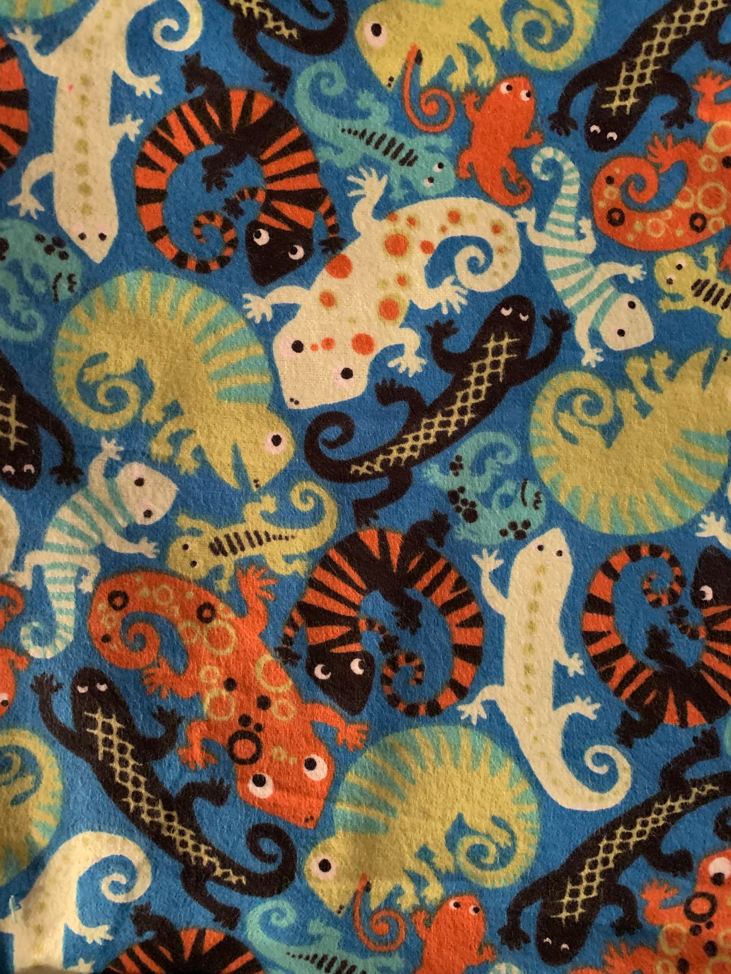 Custom Child's weighted blanket from 5-7 lbs, dinosaurs, whales, frogs, gecko, washable sensory blanket