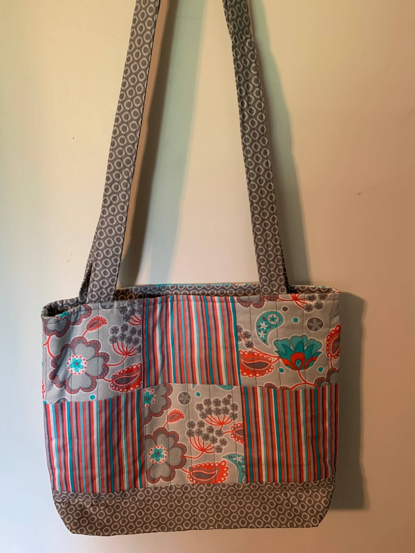 Quilted Tote Bag in various patterns, medium sized, Washable