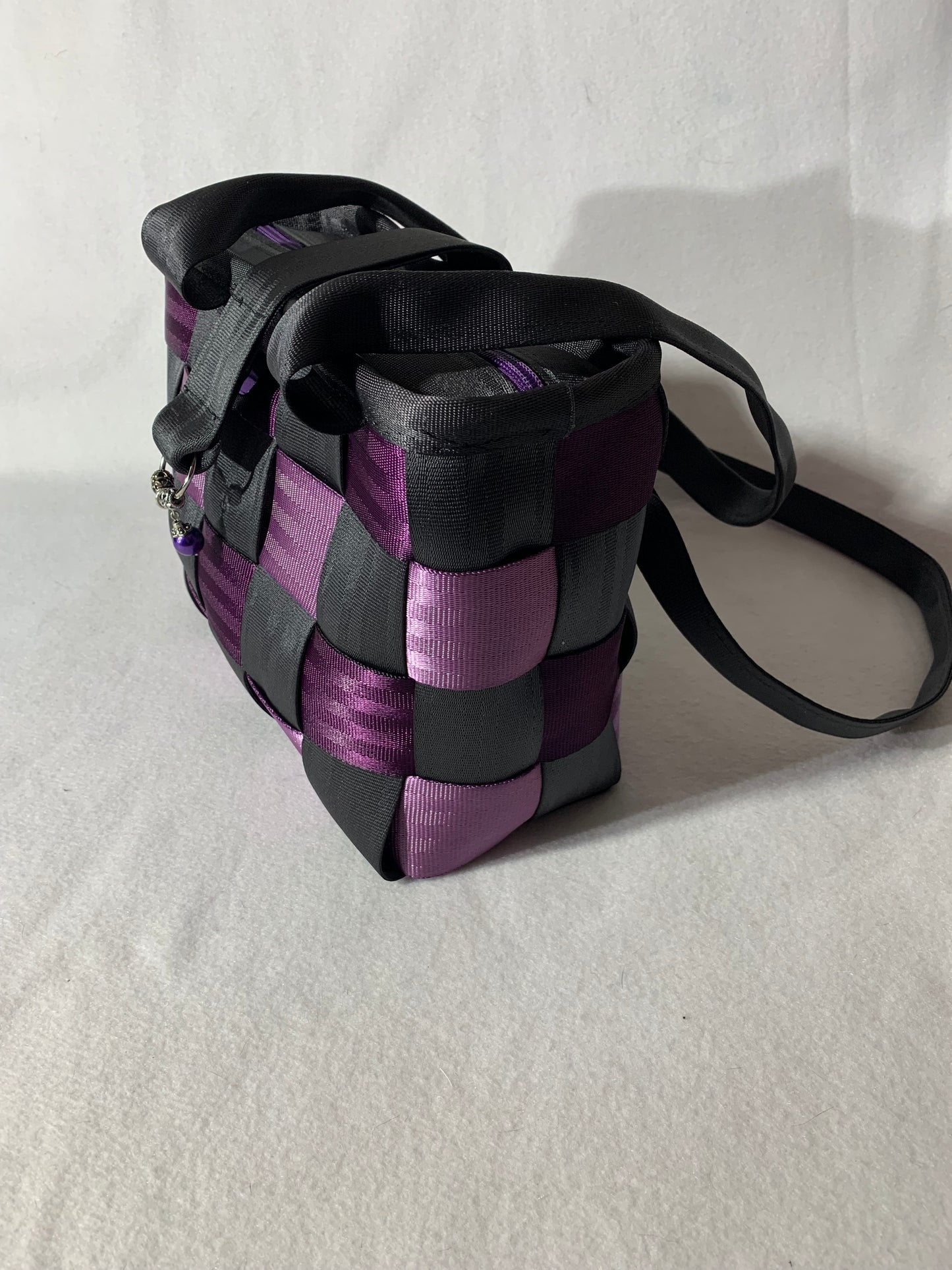 Custom seat belt purse, weave or panel style in various colors, seatbelt handbag, washable