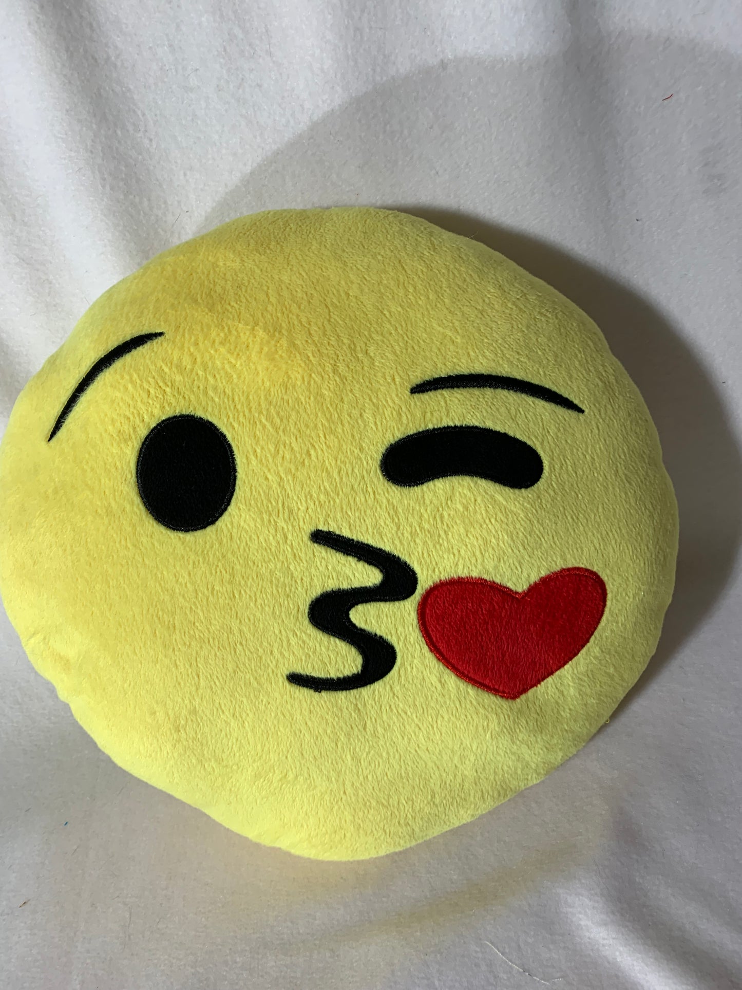 Weighted stuffed animal, weighted pillow - Emoji, 5 lbs, PLUSH WEIGHTED PILLOW, heart, face, happy, kiss