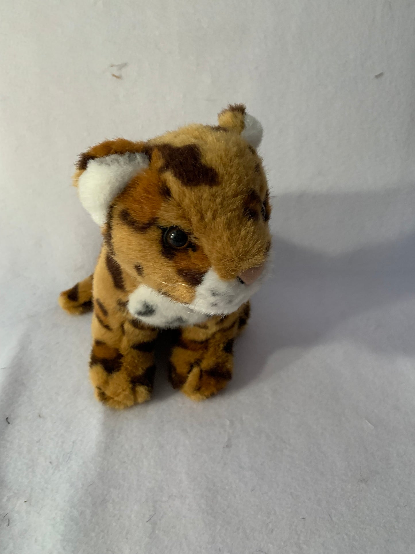 Weighted stuffed animal, Leopards, 2 1/2 lbs, washable sensory plush, leopard, jungle cats, washable buddy