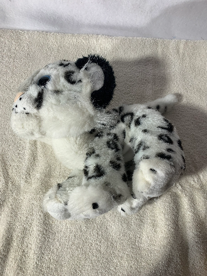 Weighted stuffed animal, leopard,  tiger or lion with 2 lbs, washable plush buddy, winter jungle cat
